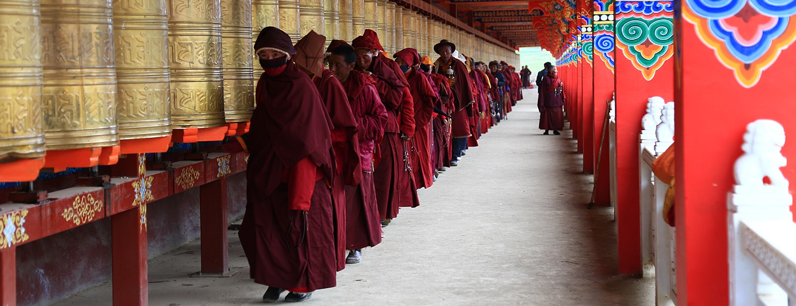 Voyage en voiture chinoise louée à Kham, Tibet est